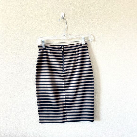 Club Monaco Striped Pencil Skirt - Picture 4 of 8